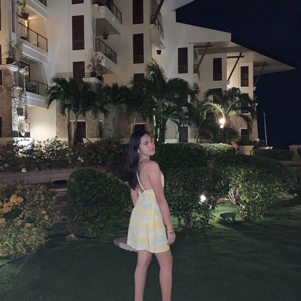Meet your Posher, Nicolle fiona
